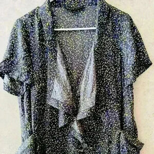 ELIZABETH AND JAMES‎